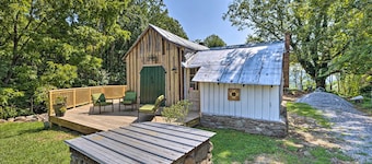 Charming Cottage < 10 Mi to Wineries & Skiing!