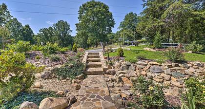 Charming Cottage < 10 Mi to Wineries & Skiing!