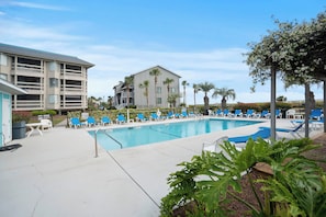 Apartment (1 Bedroom) | Interior - Oceanfront St Helena Island Condo w/ Beach Access! (Harbor Island)