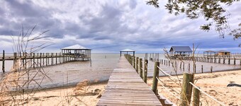 Luxe Fairhope Home w/ Covered Patio: Walk to Bay