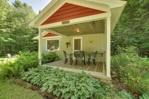 Interior - 'cherry Cottage' - Walk to Peninsula State Park! (Ephraim)