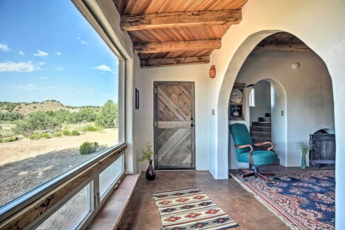 Secluded San Ysidro House w/ Desert Views!
