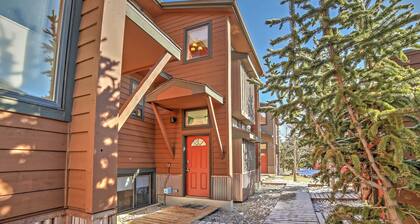 Walk to Main Street: Frisco Townhome w/ Decks
