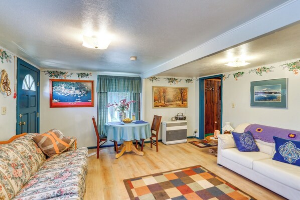 Apartment (1 Bedroom) | Interior