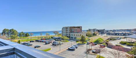 Apartment (2 Bedrooms) | Bahagian dalam