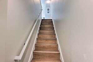 Interior - Traverse City Townhome: Walk to Beach! (Traverse City)