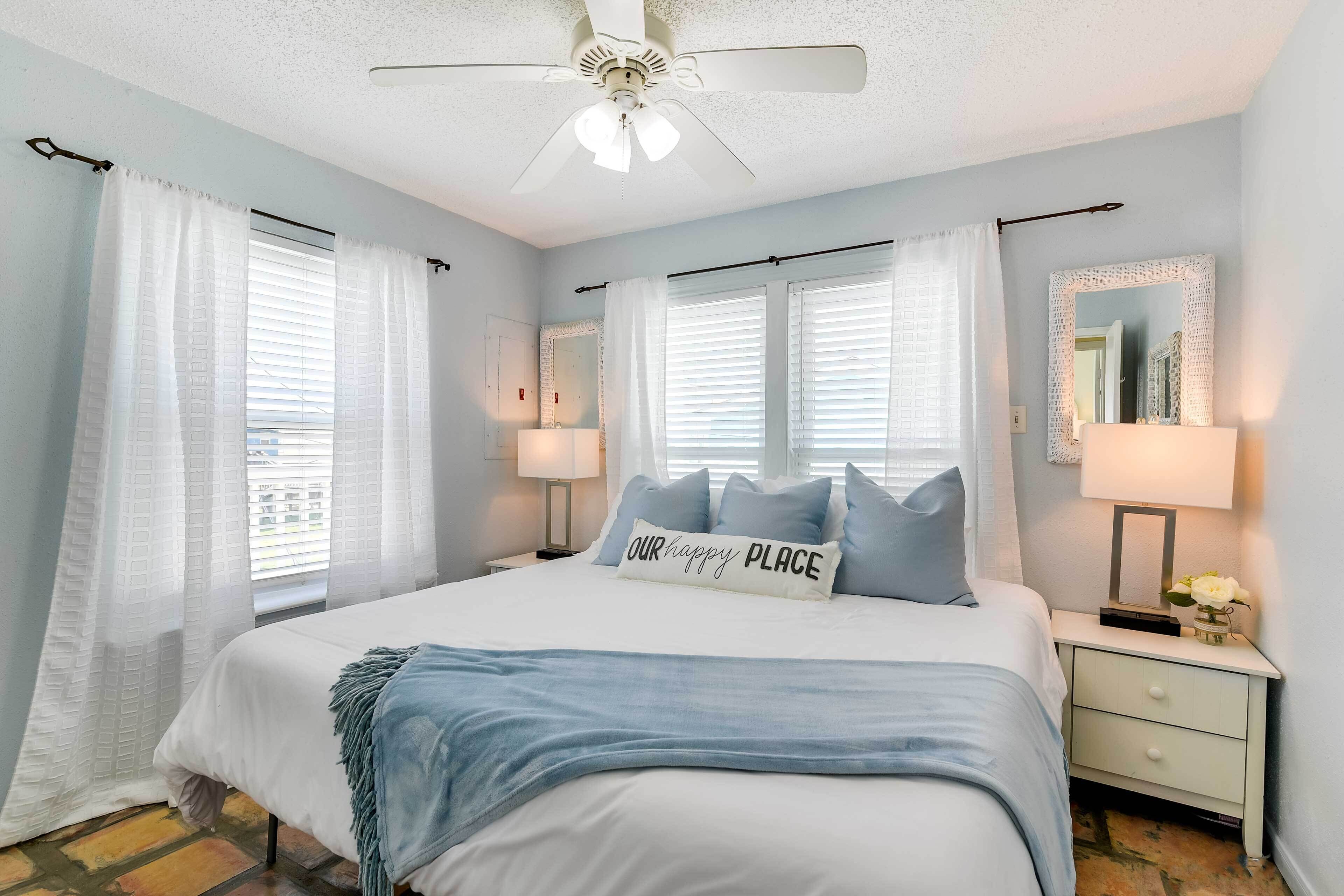 House (3 Bedrooms) | 3 bedrooms, laptop workspace, iron/ironing board, bed sheets