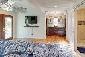 House (4 Bedrooms) | Interior - Home w/ Views & Fire Pit, 10 Mi to Aztec Ruins! (Farmington)