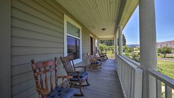 House (5 Bedrooms) | Interior