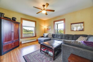 House (5 Bedrooms) | Interior - 'storybook Glade Historical Homestead w/ Views! (Hood River)