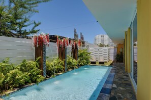 Casa (Multiple Bedrooms) | Parte interna