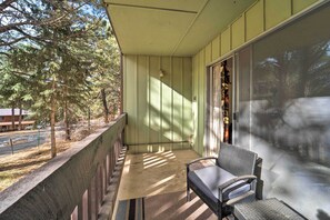 Terrace/patio - Angel Fire Condo w/ Balcony: Walk to Ski Lift (Angel Fire)