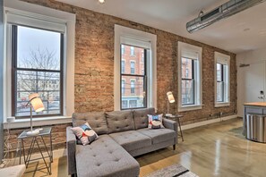 Căn hộ (0 Bedroom) | Mặt tiền nơi lưu trú