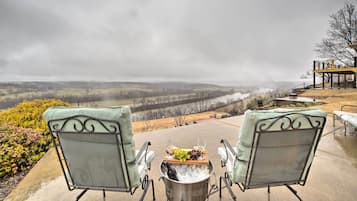 House (2 Bedrooms) | Front of property