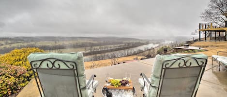 House (2 Bedrooms) | Front of property