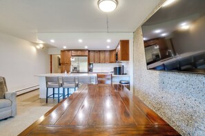 Apartment (3 Bedrooms) | Interior - Beautiful Breck Townhome w/ Pool: 1 Mi to Main St! (Breckenridge)