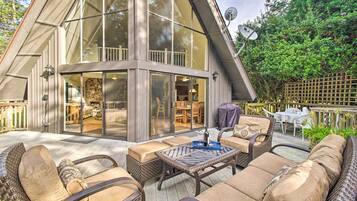 House (3 Bedrooms) | Front of property