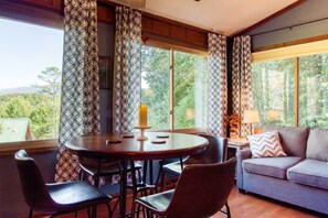 Interior - Cozy Cabin w/ Mountain Views Near Skylift Park! (Gatlinburg)