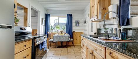 House (1 Bedroom) | Interior