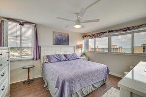 Apartment (3 Bedrooms) | Interior - Walk to Family Kingdom, Ocean: Myrtle Beach Condo! (Myrtle Beach)