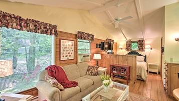 Cottage (0 Bedroom) | Interior