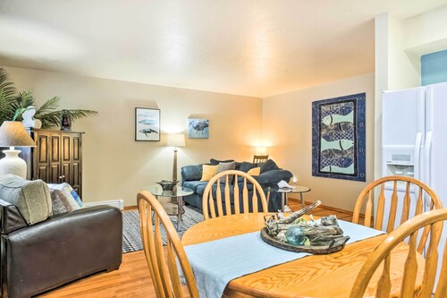 Serene Kenai Condo < 4 Mi to Kenai Beach!