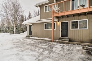 Apartment (1 Bedroom) | Interior - Serene Kenai Condo < 4 Mi to Kenai Beach! (Kenai)