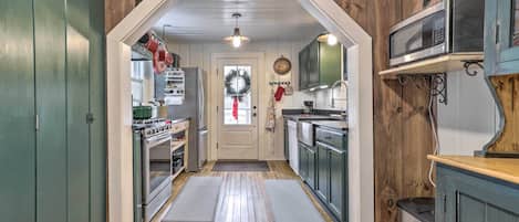 Mikrobølgeovn, ovn, kogeplade, opvaskemaskine