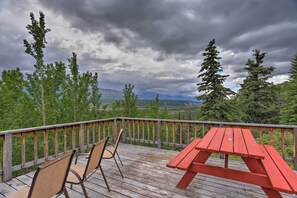 House (3 Bedrooms) | Interior - Cabin w/ Glacier Views: Walk to Matanuska River! (Sutton)