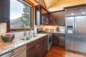 Interior - Frisco Condo w/ Rooftop Deck: Walk to Main St! (Frisco)