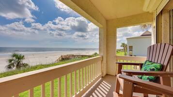 Apartment (2 Bedrooms) | Front of property