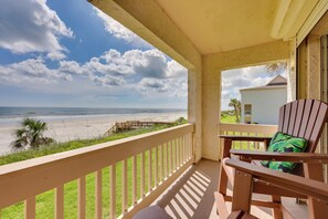 Apartment (2 Bedrooms) | Front of property