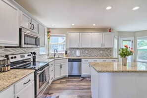 House (5 Bedrooms) | Interior - Spacious Parkview Home Near Denver w/ Game Room (Thornton)