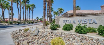 065870: 'bella Vista' 3 BR Hideaway Near Coachella