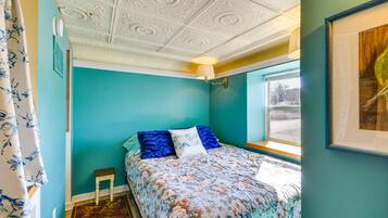 Apartment (1 Bedroom) | 1 bedroom, free cots/infant beds, bed sheets