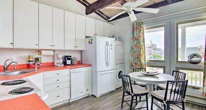 Walk to Dewey Beach: Bright Condo w/ Balcony!