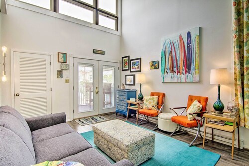 Walk to Dewey Beach: Bright Condo w/ Balcony!