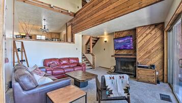 Apartment (3 Bedrooms) | Front of property