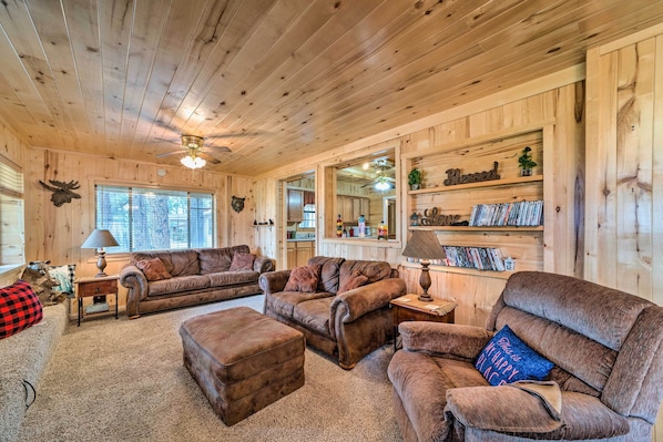 House (3 Bedrooms) | Interior
