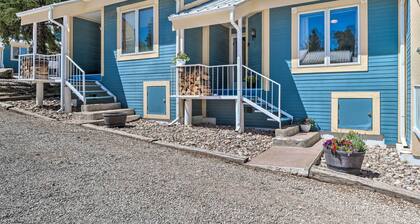 Eclectic Home w/ Deck: 4 Miles to Ski Cloudcroft!