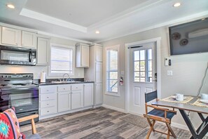 House (1 Bedroom) | Interior