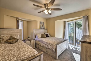 2 bedrooms, iron/ironing board, bed sheets - Cozy Winter Park Condo, Walk to Ski Shuttle! (Winter Park)