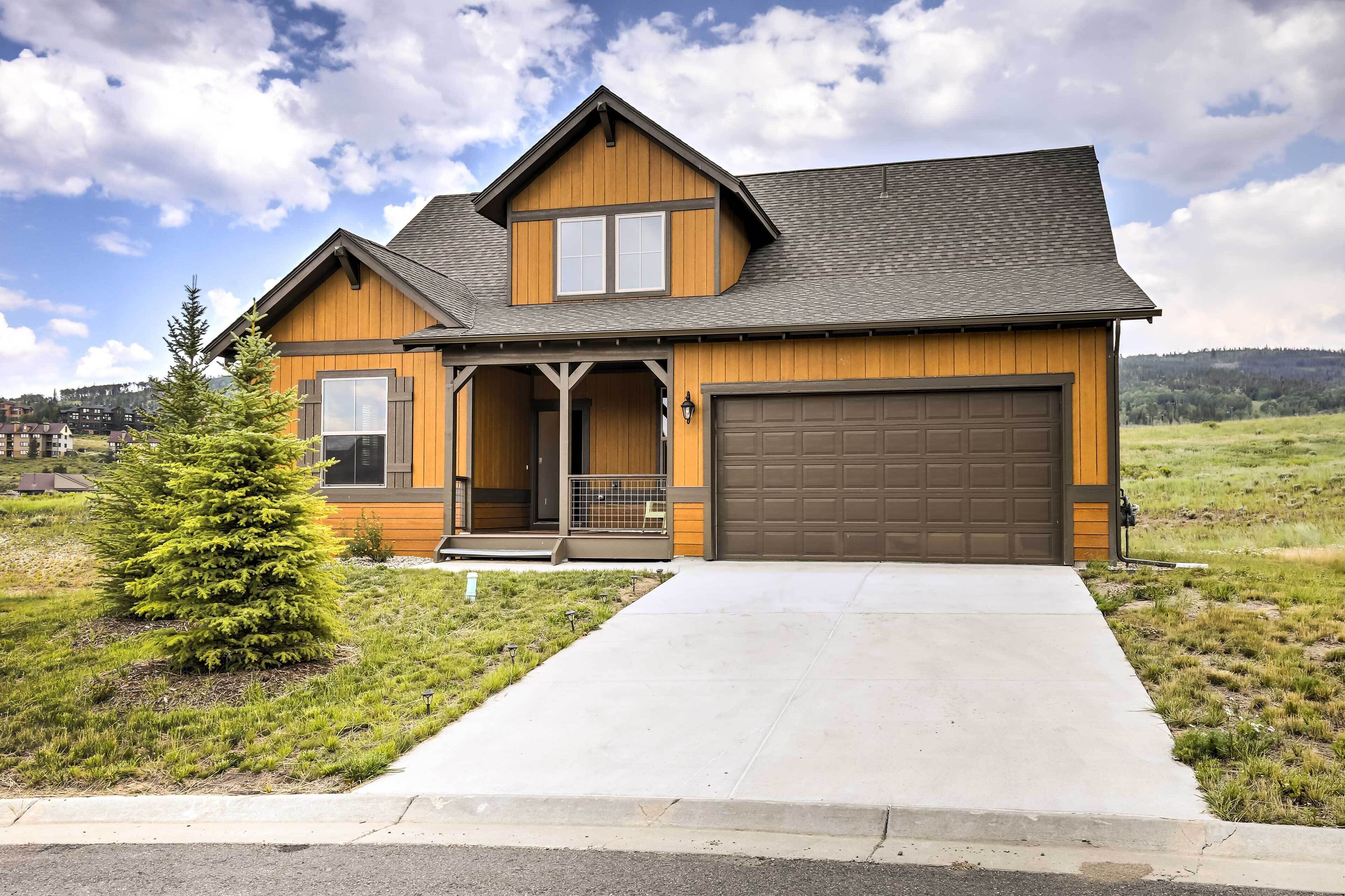 House (3 Bedrooms) | Front of property