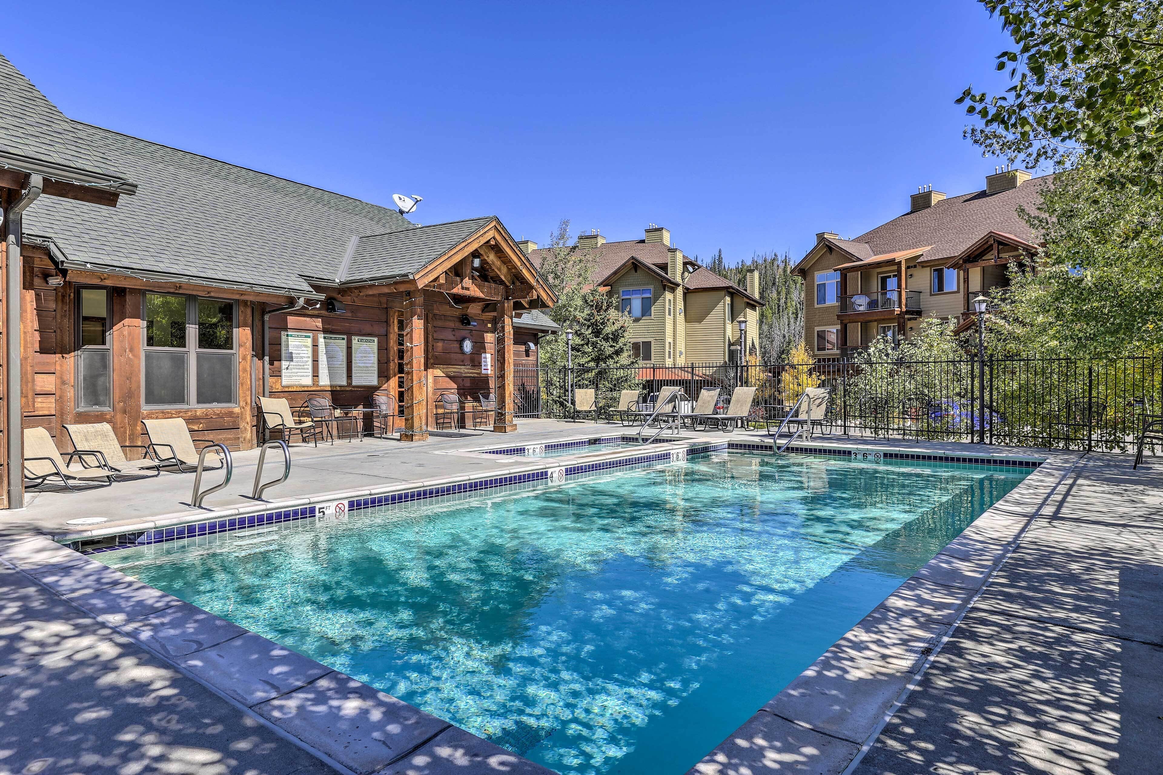 Apartment (2 Bedrooms) | Front of property