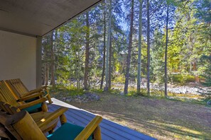 Interior - Creekside Frisco Condo w/ Views & Pool Access! (Frisco)