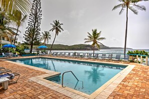 Piscine extérieure