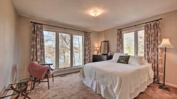 House (5 Bedrooms) | Interior