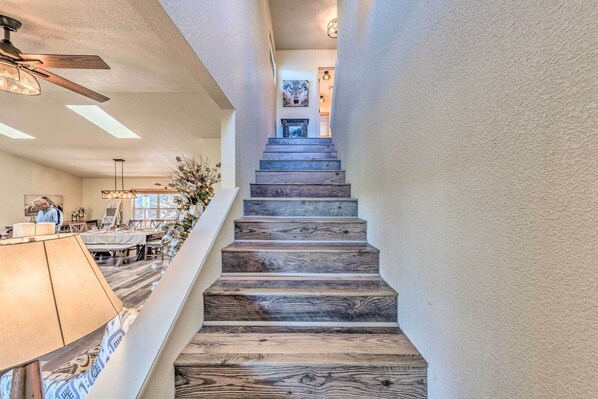 House (3 Bedrooms) | Interior - 'winnie's Cabin' Ruidoso Retreat: Deck + Mtn Views (Ruidoso)