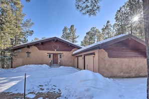 House (4 Bedrooms) | Interior - 'altitude Adjustment' Angel Fire Cabin w/ Deck (Angel Fire)