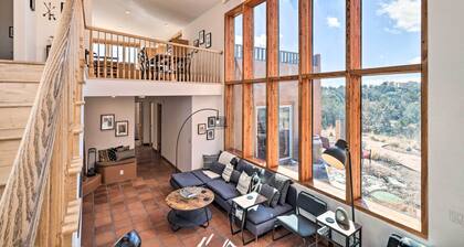 Casa al Reves Pueblo-style House With Views!